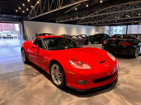 Used 2007 Chevrolet Corvette Z06 w/ Preferred Equipment Group image 7