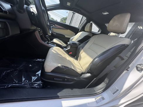 Used 2016 Honda Accord EX-L image 12