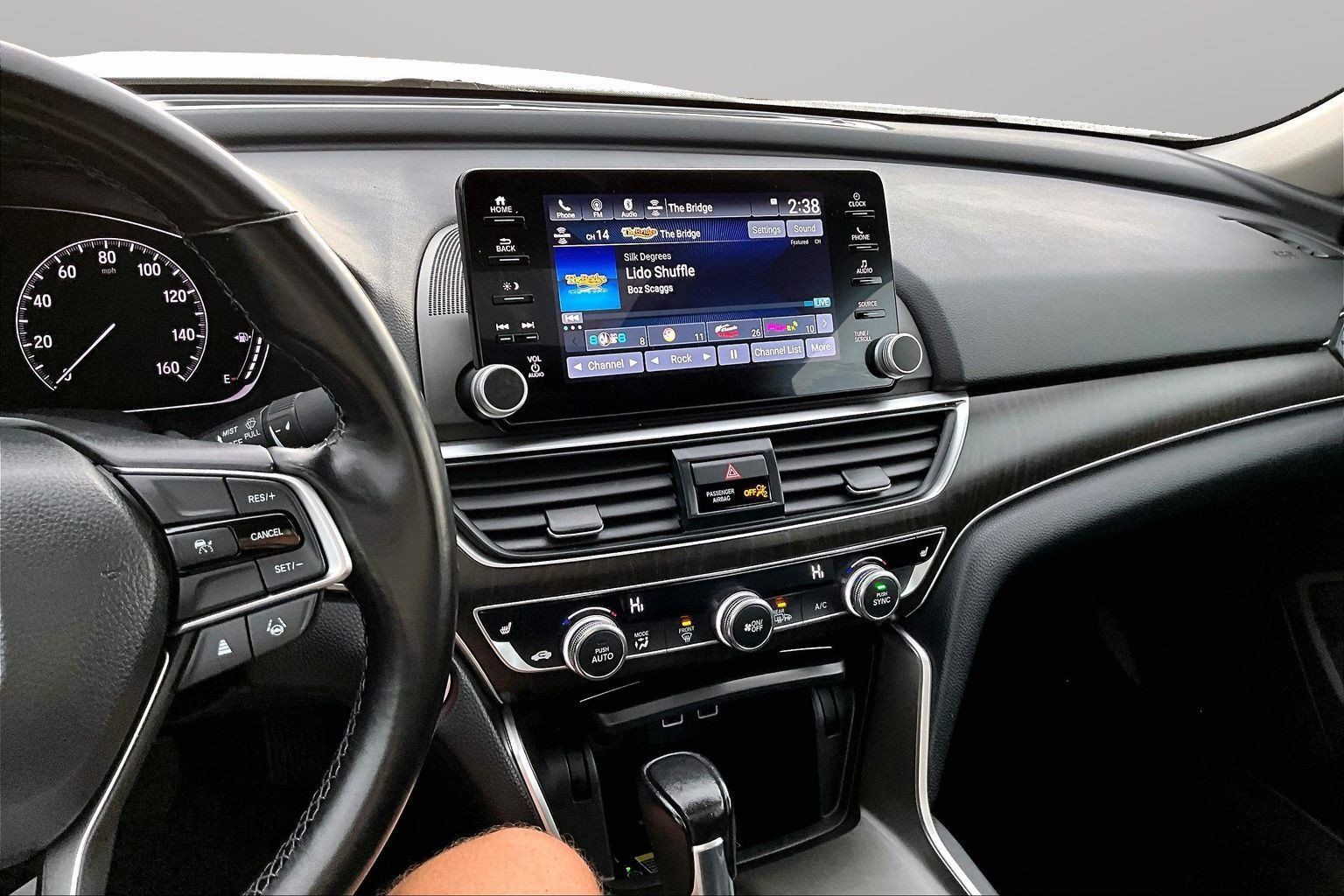 Used 2021 Honda Accord EX-L image 6