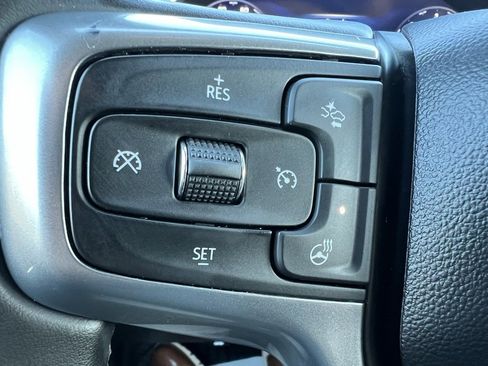 Used 2024 Chevrolet Silverado 2500 LTZ w/ LTZ Convenience Package image 49