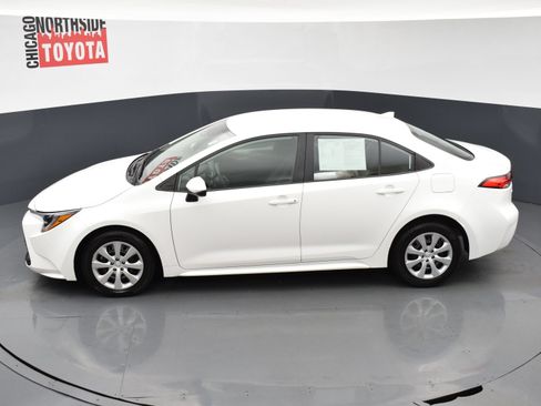 Used 2024 Toyota Corolla LE FWD image 17