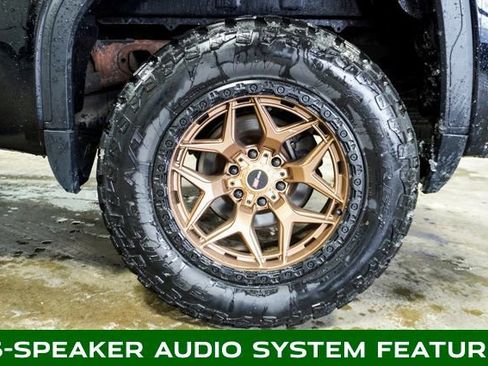 Used 2021 GMC Sierra 1500 4x4 Crew Cab w/ Sierra Value Package image 6