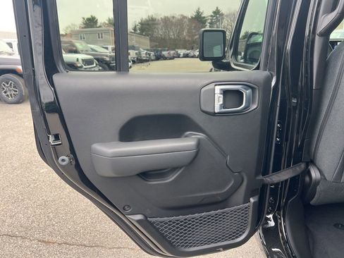 New 2026 Jeep Gladiator Sport image 16