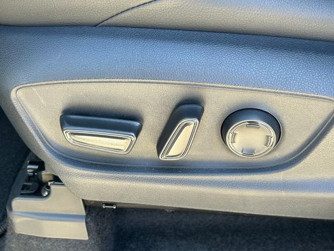 New 2026 Toyota Tacoma Limited AWD/4WD image 24