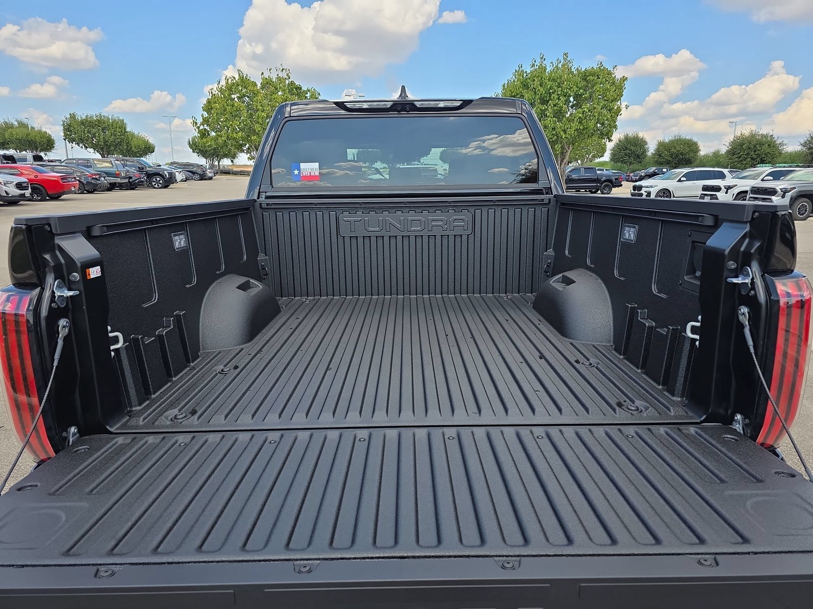 New 2026 Toyota Tundra 4x4 CrewMax Hybrid image 30