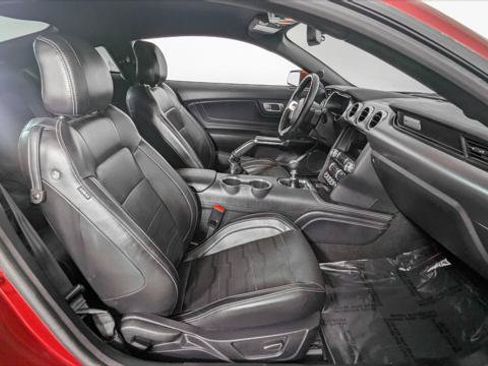 Used 2019 Ford Mustang GT Premium w/ Equipment Group 401A RWD image 25