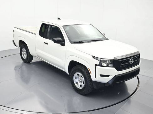 Used 2024 Nissan Frontier S w/ Technology Package AWD/4WD image 30