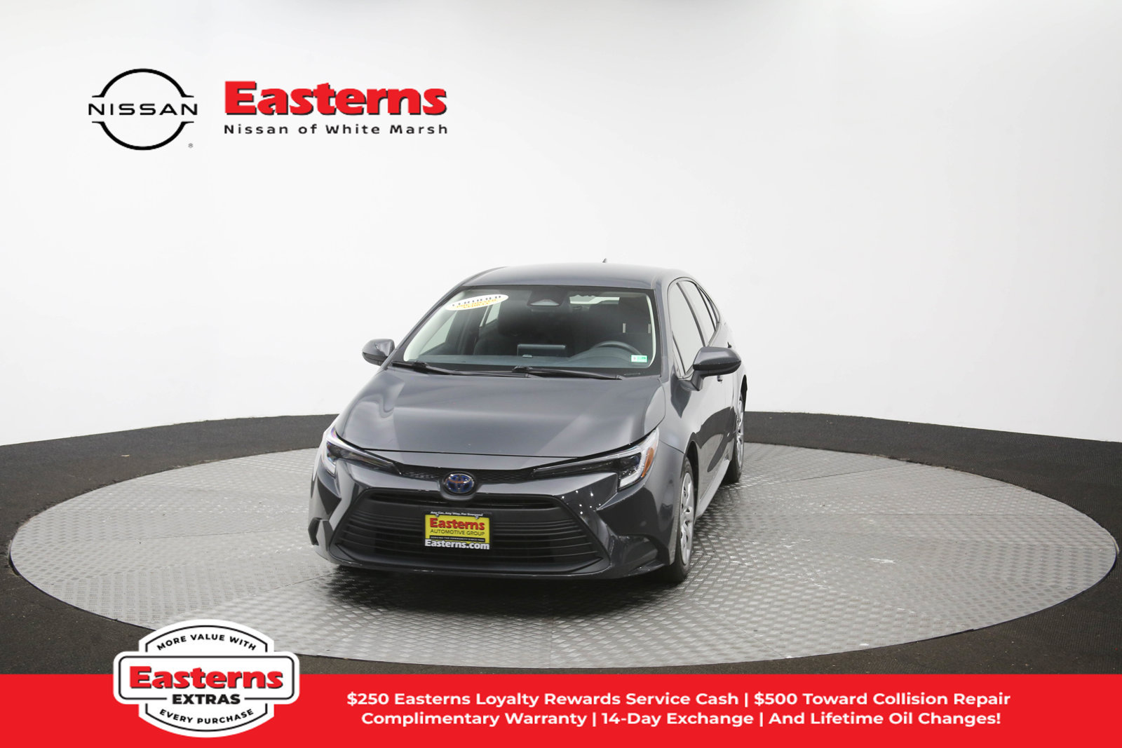 Used 2023 Toyota Corolla LE w/ Carpet Mat Package (TMS) FWD image 50