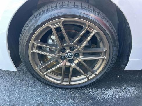 Used 2024 Toyota Corolla Sedan w/ SE Convenience Package image 7