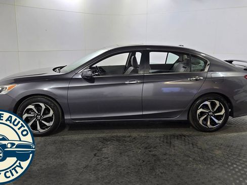 Used 2017 Honda Accord EX-L image 4