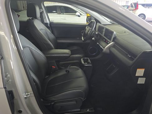 Used 2023 Hyundai Ioniq 5 SEL AWD/4WD image 6