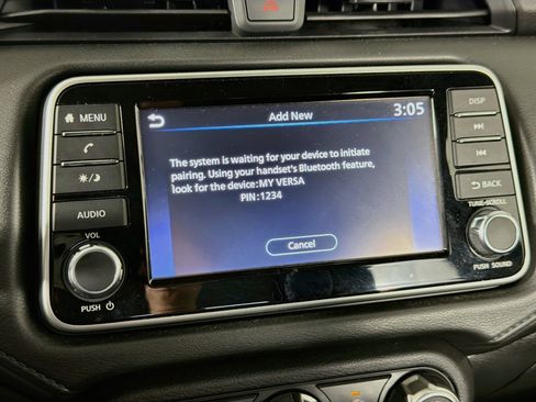 Used 2025 Nissan Versa S FWD image 21