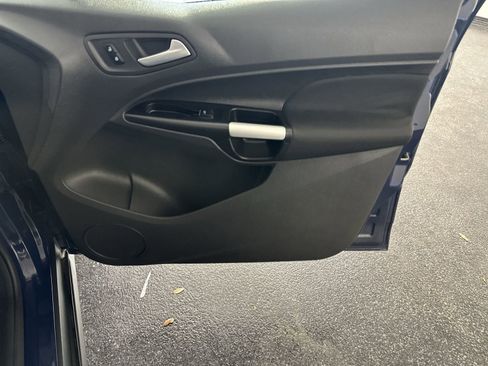 Used 2016 Ford Transit Connect XLT image 29