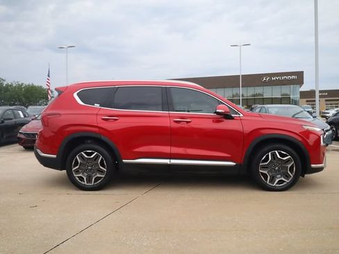 Used 2023 Hyundai Santa Fe Limited w/ Cargo Package FWD image 5