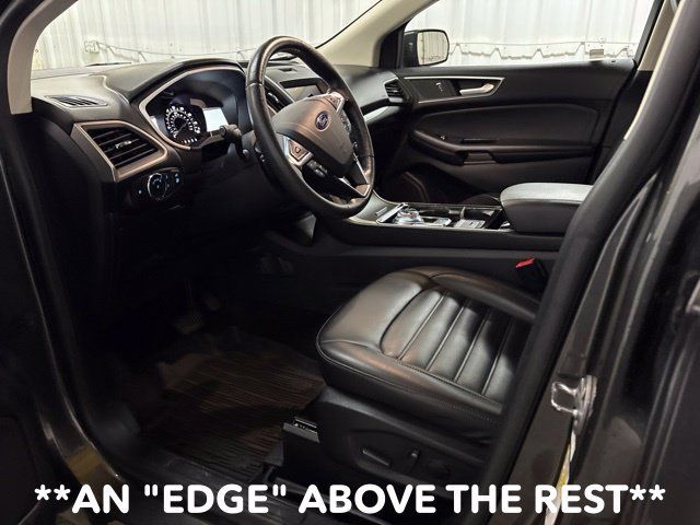 Used 2020 Ford Edge SEL w/ Convenience Package AWD/4WD image 29
