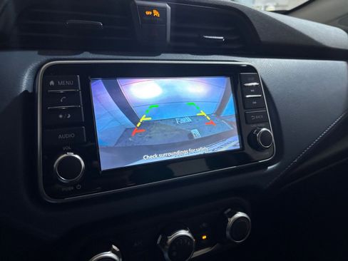 Used 2025 Nissan Versa SV FWD image 22