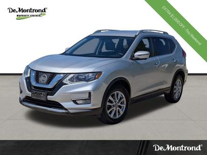 Used 2017 Nissan Rogue SV w/ SV Premium Package