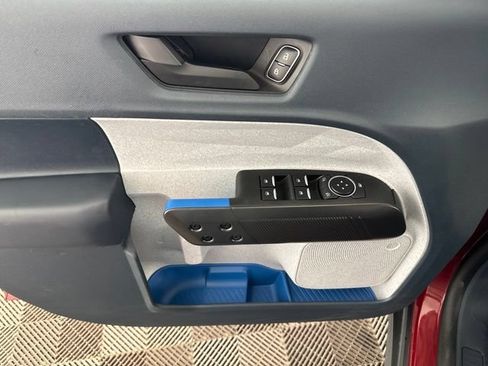 Used 2025 Ford Maverick XLT w/ XLT Luxury Package FWD image 20