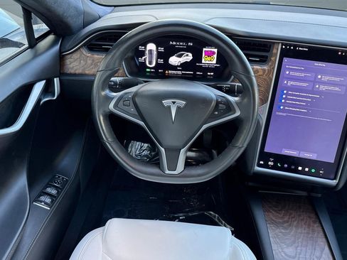 Used 2020 Tesla Model S Long Range image 29