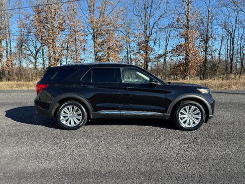 Used 2022 Ford Explorer Limited w/ Limited Technology Package image 13