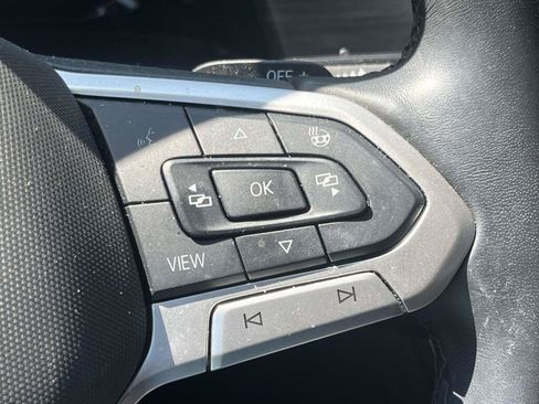 Used 2024 Volkswagen Atlas SEL Premium R-Line AWD/4WD image 36
