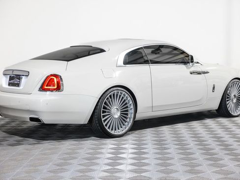 Used 2014 Rolls-Royce Wraith RWD image 7