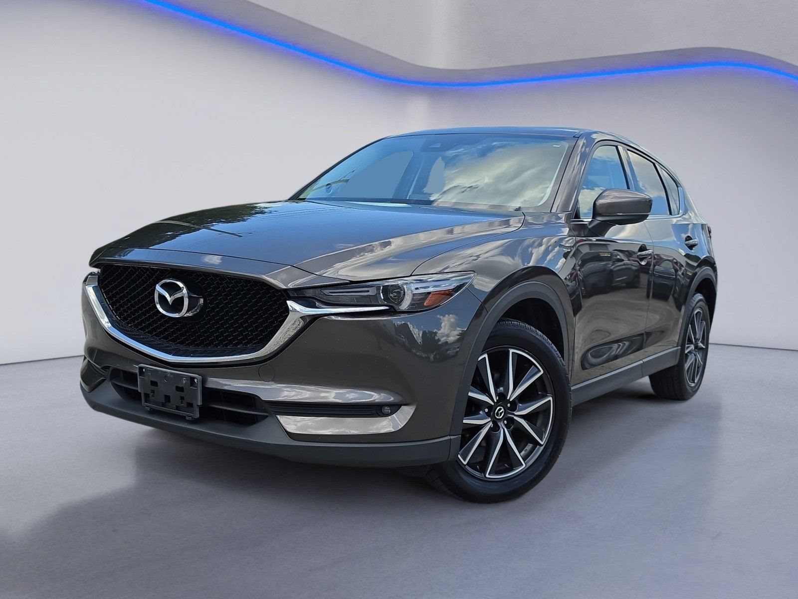Used 2017 MAZDA CX-5 Grand Touring AWD/4WD image 2