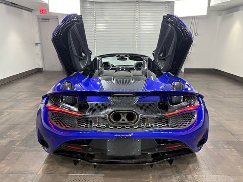 New 2025 McLaren 750S Spider image 28