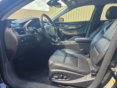 Used 2014 Chevrolet Impala LTZ image 14