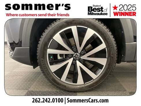 Used 2022 Volkswagen Taos SE AWD/4WD image 23