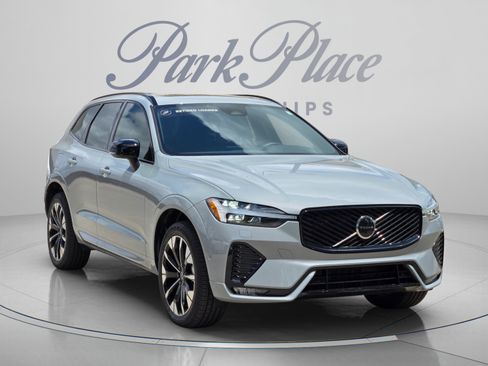 Certified 2026 Volvo XC60 B5 Plus w/ Protection Package Premier AWD/4WD image 8