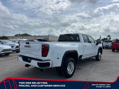 New 2026 GMC Sierra 3500 Denali w/ Denali Reserve Package AWD/4WD image 7