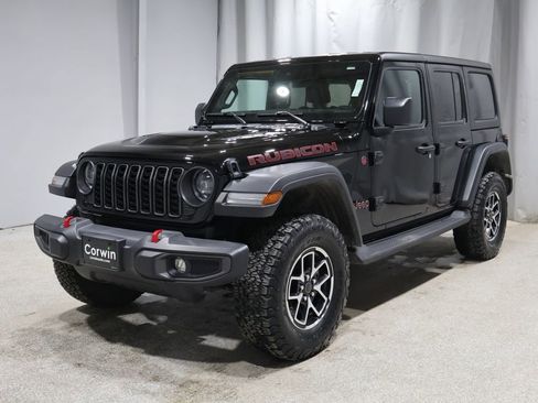 Used 2024 Jeep Wrangler Unlimited Rubicon w/ Convenience Group image 6