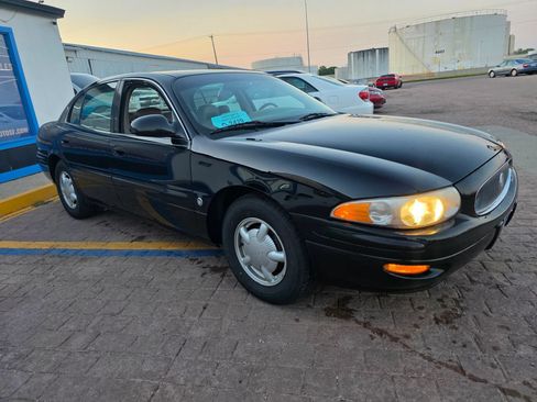 Used 2000 Buick Le Sabre Custom w/ Premium Opt Pkg FWD image 3