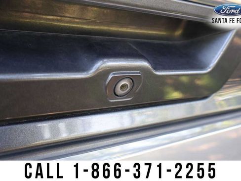 Used 2017 Ford F150 Platinum w/ Equipment Group 701A Luxury AWD/4WD image 9