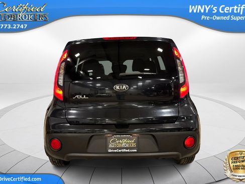 Used 2018 Kia Soul Base image 7