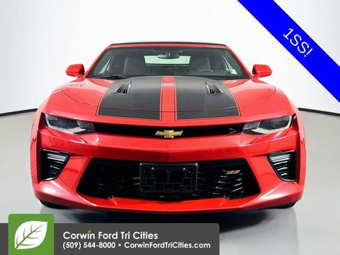 Used 2017 Chevrolet Camaro SS RWD image 4