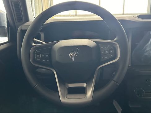 New 2025 Ford Bronco Big Bend image 2