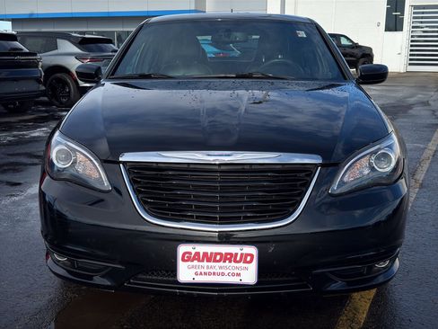 Used 2013 Chrysler 200 Limited w/ Sun/Sound Group image 3