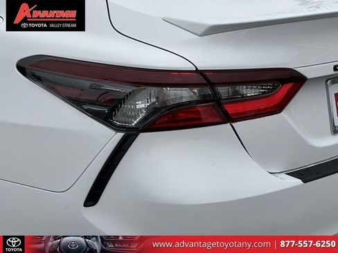 Used 2024 Toyota Camry SE w/ Cold Weather Package FWD image 13