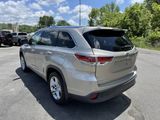 Used 2016 Toyota Highlander Limited image 5