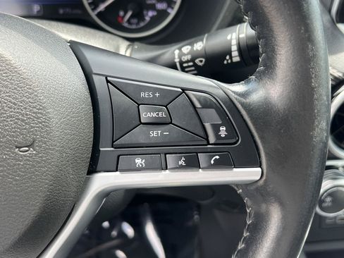 Used 2022 Nissan Sentra SV FWD image 33
