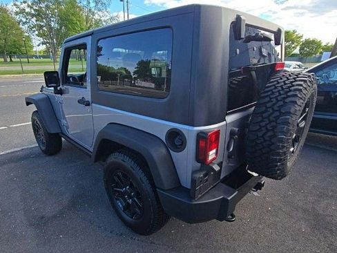 Used 2015 Jeep Wrangler Sport AWD/4WD image 11