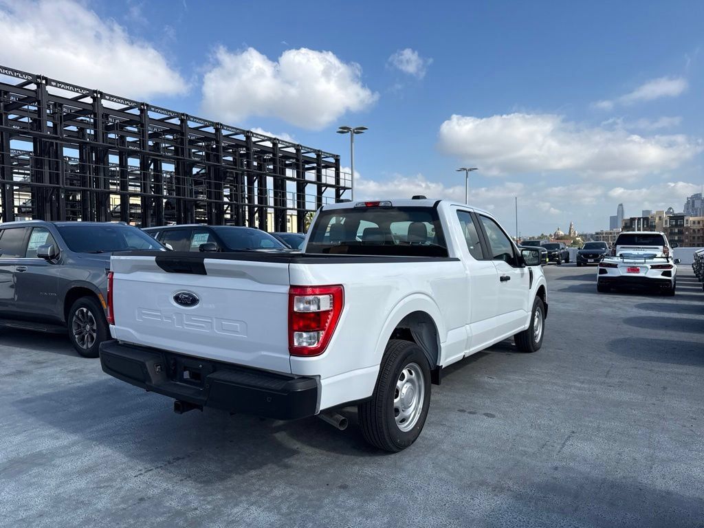 Used 2022 Ford F150 XL w/ Equipment Group 101A High RWD image 5