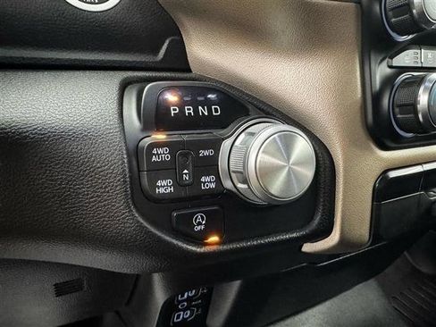 Used 2019 RAM 1500 Laramie AWD/4WD image 22
