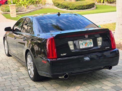 Used 2009 Cadillac STS V image 34