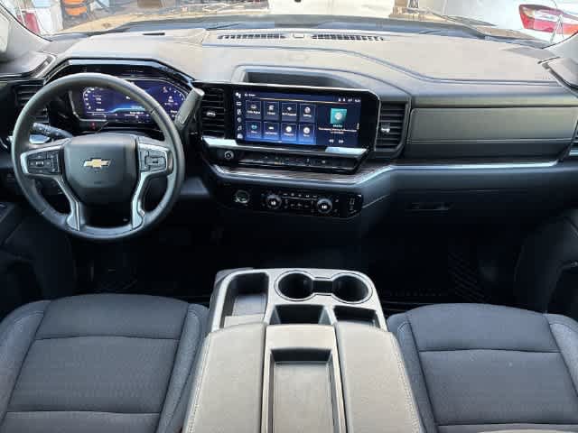 Used 2024 Chevrolet Silverado 1500 LT RWD image 16