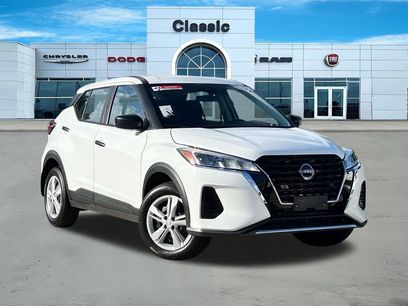 Used 2025 Nissan Kicks Play S