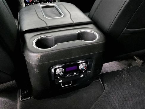 Used 2023 GMC Yukon Denali AWD/4WD image 28