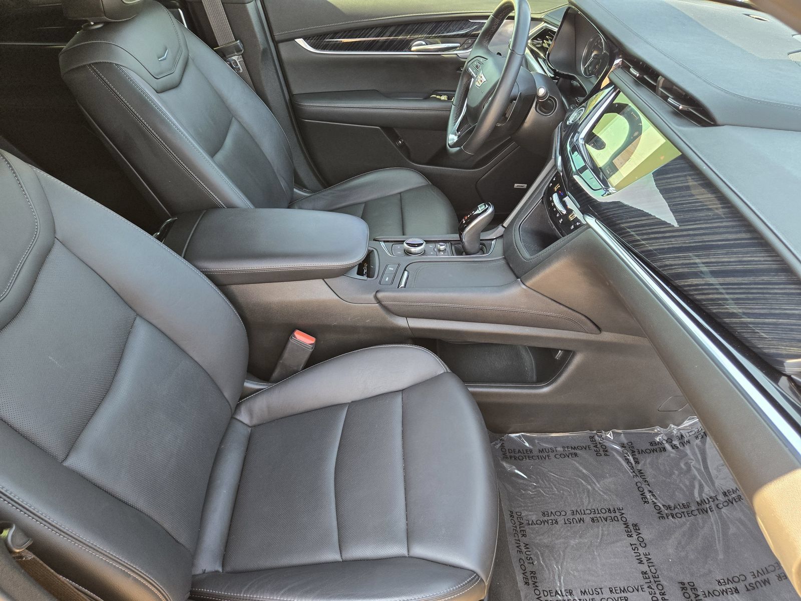 Used 2023 Cadillac XT6 Premium Luxury FWD image 17
